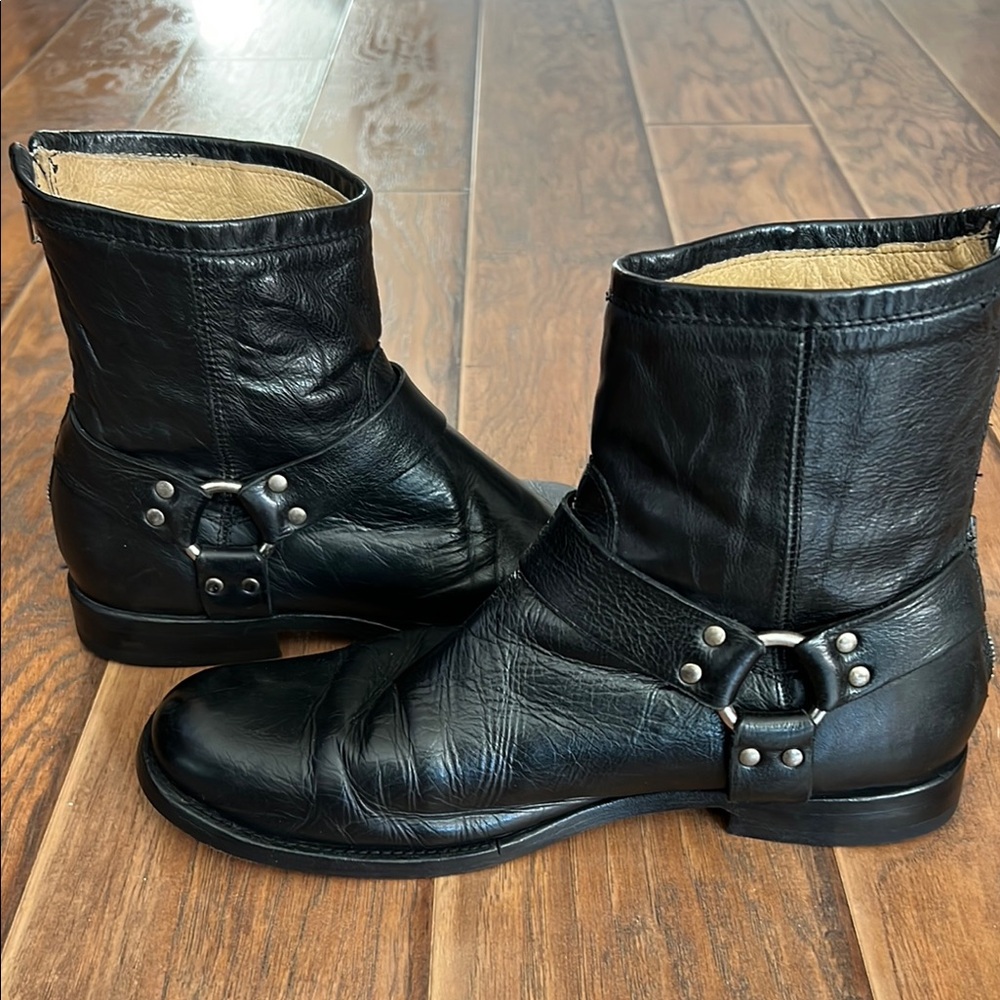 Men's Black Frye Phillips Harness Boots BRAND NEW SOLE, Heel and Zippers